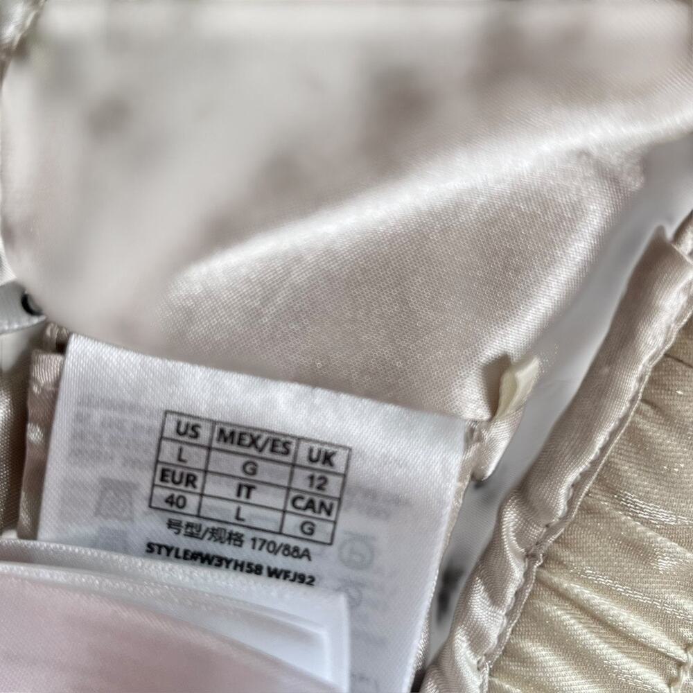 GUESS sleeveless Emma cropped satin bralette halter top NEW - Picture 12 of 13